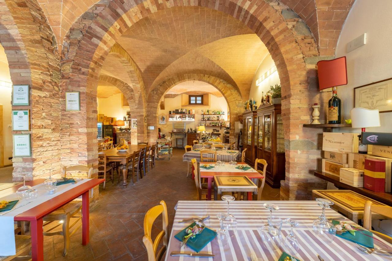 Le Vecchie Cantine Hotel Chianni Kültér fotó