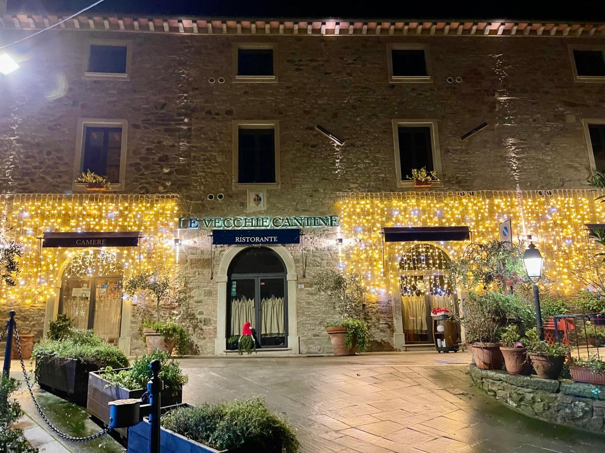 Le Vecchie Cantine Hotel Chianni Kültér fotó