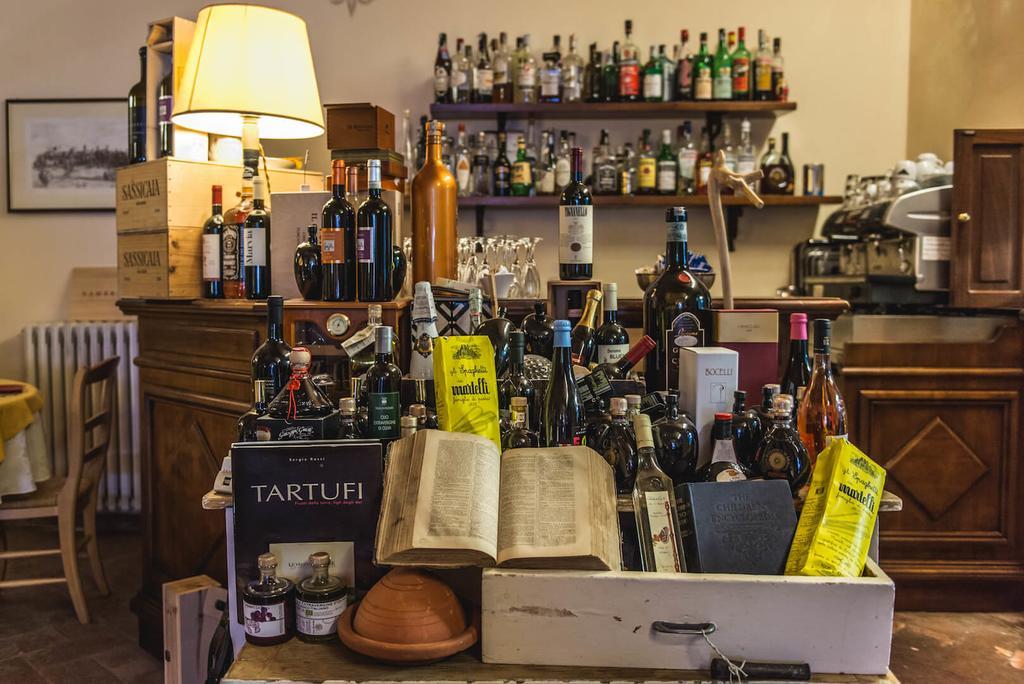 Le Vecchie Cantine Hotel Chianni Kültér fotó